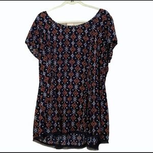 Torrid Black Print Raw hem Fit‎ and Flare Blouse